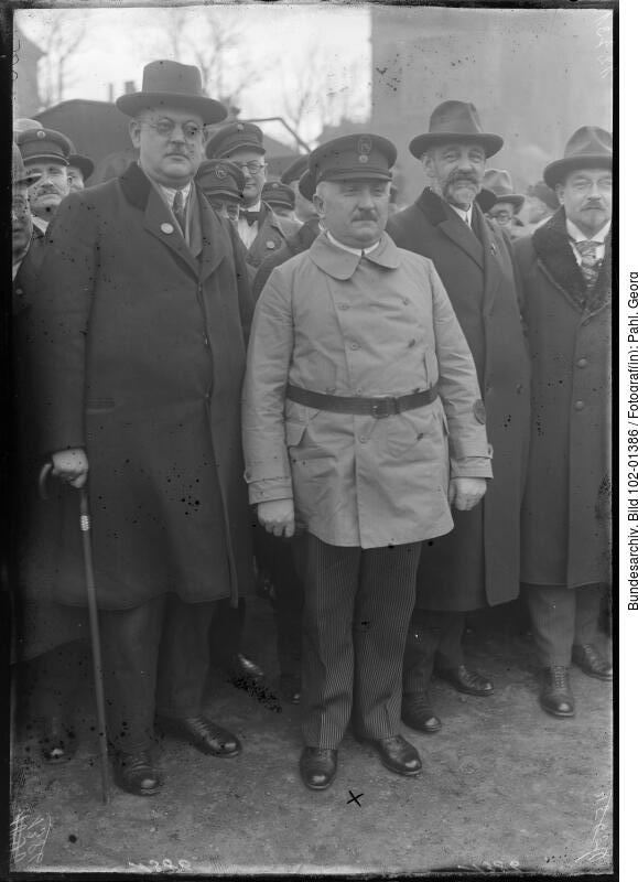 Otto Hörsing (Mitte), BArch / Bildarchiv (InC)
