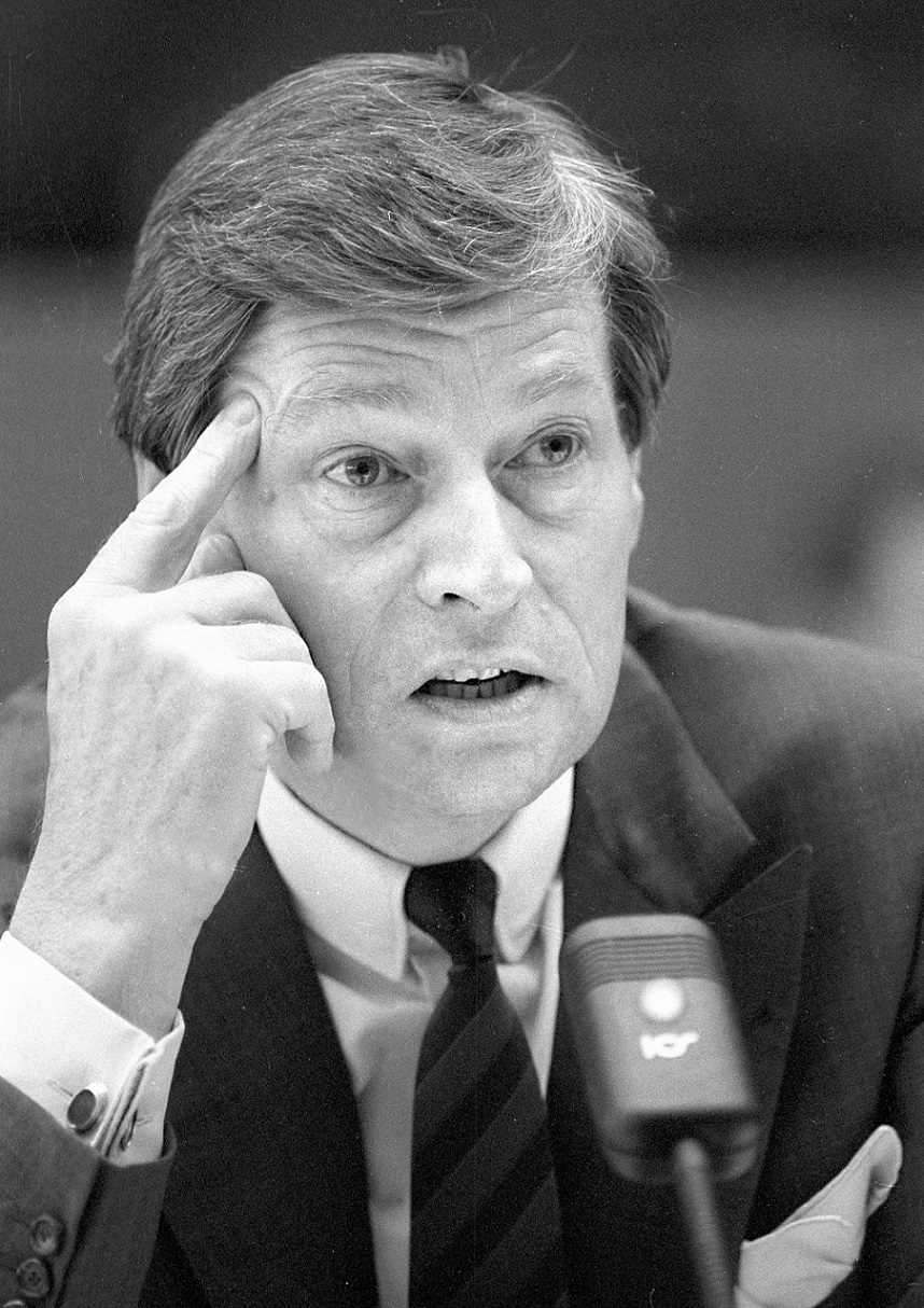 Alfred Herrhausen, Deutsche Bank (InC)