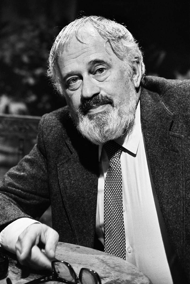 Wolfgang Hildesheimer, 1981, Fotografin: Isolde Ohlbaum (geb. 1953), Quelle: Bayerische Staatsbibliothek München, Bildarchiv, https://bildarchiv.bsb-muenchen.de.