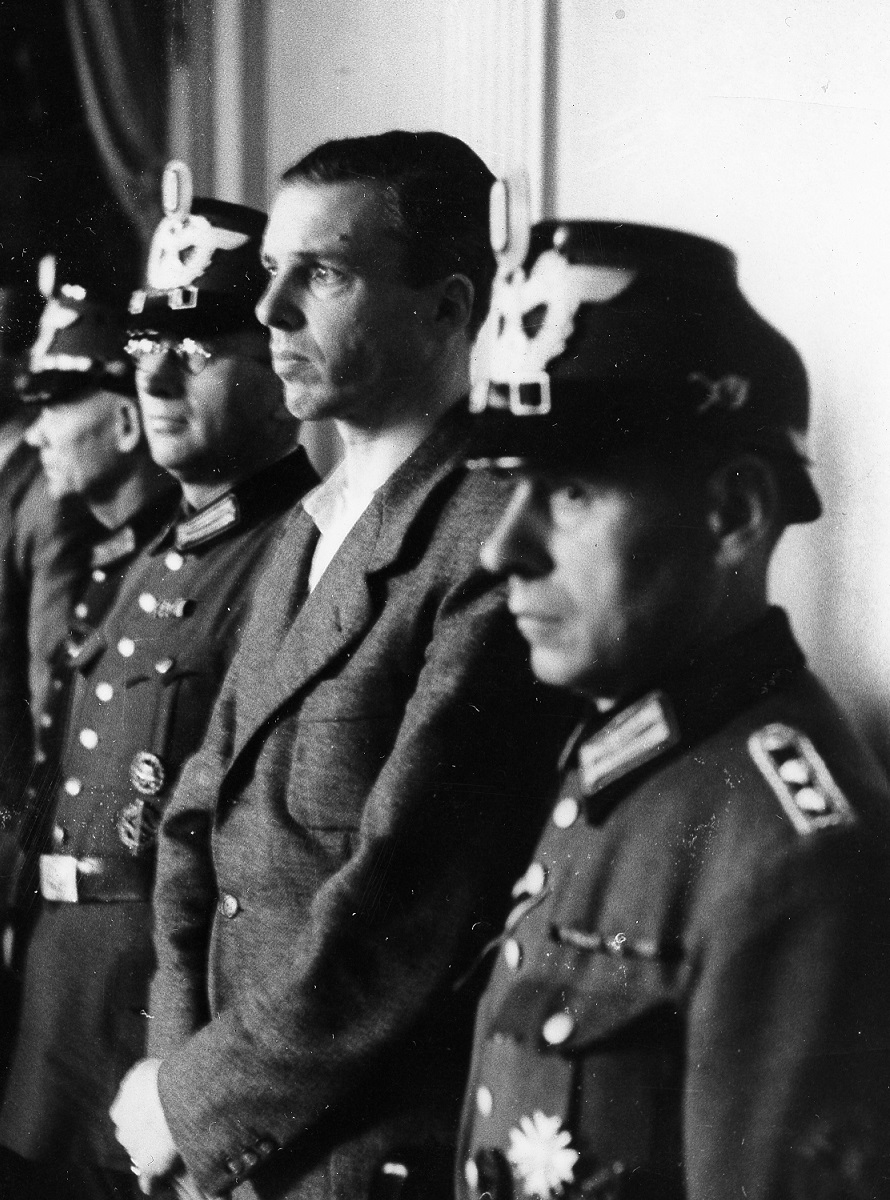 Berthold Graf Schenk von Stauffenberg, BSB / Bildarchiv / Fotoarchiv Hoffmann (InC)